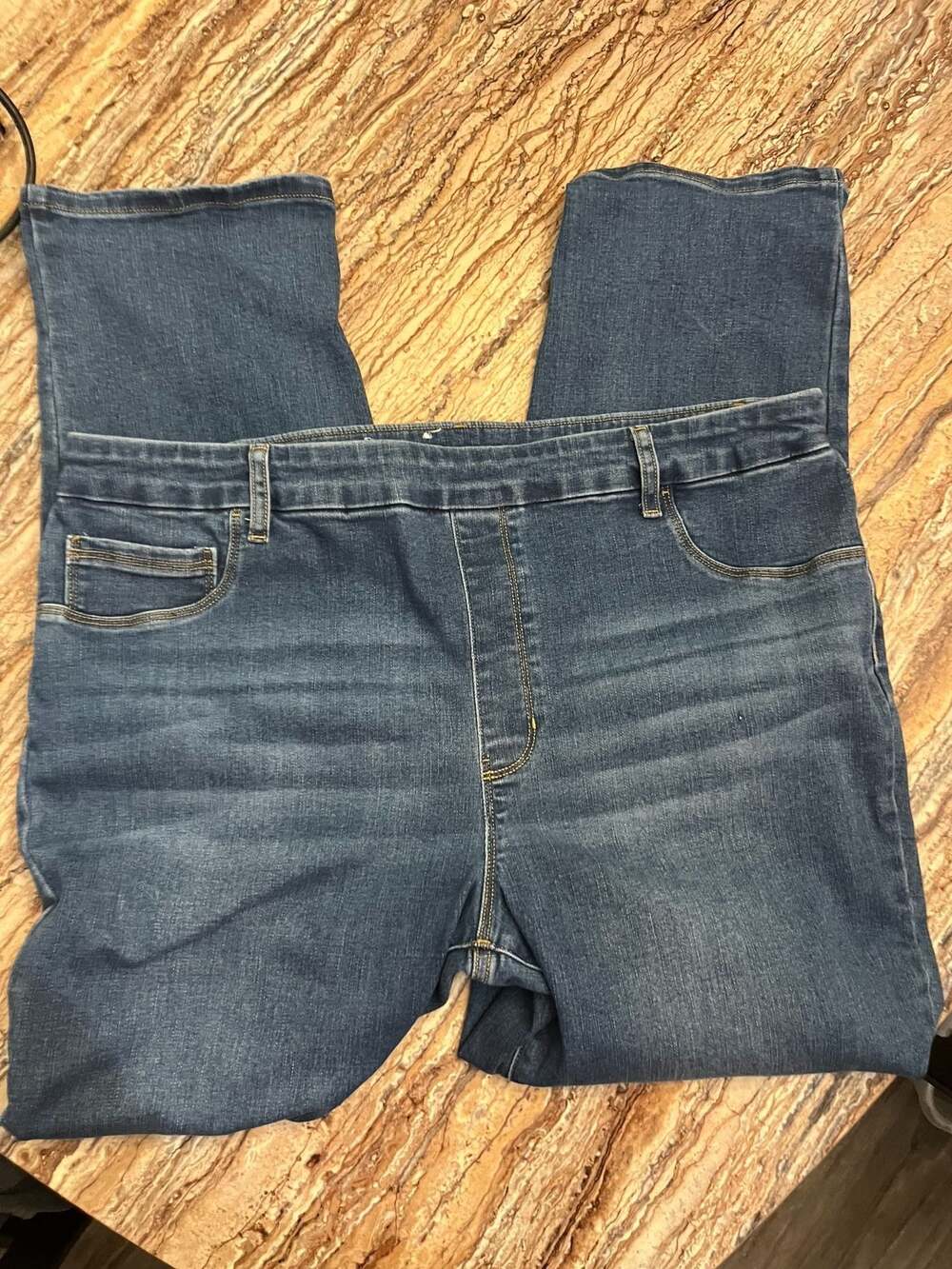 Time and Tru 16-18 Women’s Jeans